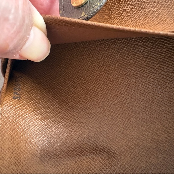 Louis Vuitton Brown Monogram Wallet - Picture 4 of 12